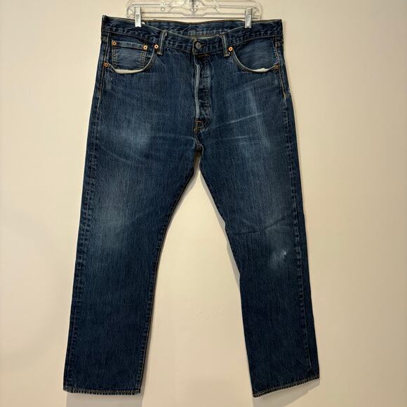 Levi's 501 Mens Straight Leg Button Fly 38x32 Rare Red R Only Tab Classic Blue - Picture 2 of 8